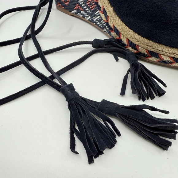 NEW‎ CABI ISLA SUEDE WEDGE ESPADRILLE AZTEC WOMEN 10 Ankle Tassel Nautical 6001 - Picture 5 of 16